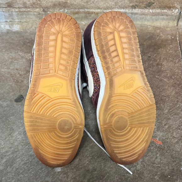 Nike Sky High Floral Dunk Colorful High-Top Sneakers - Picture 4 of 5